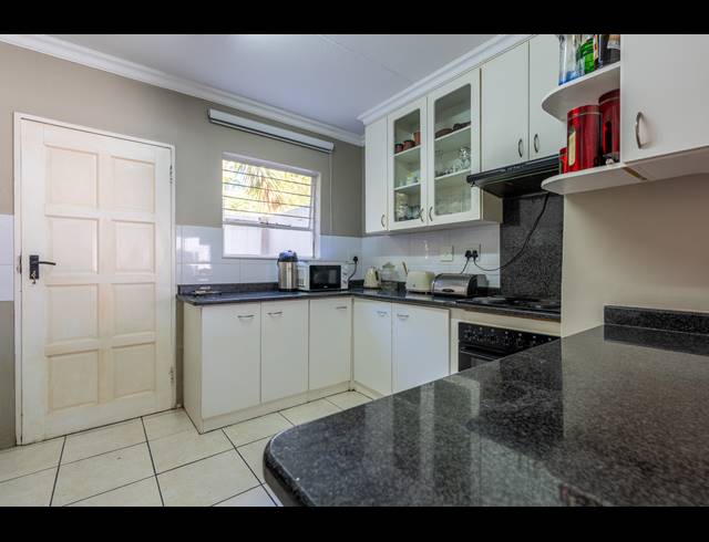 3 BEDROOM TOWNHOUSE FOR SALE IN BROADACRES